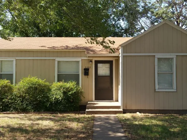 2222 26th St, Lubbock, TX 79411
