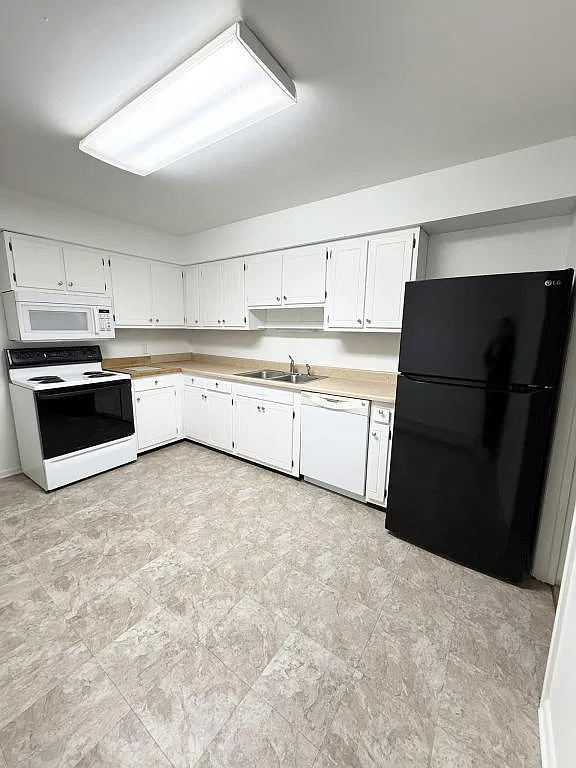 1822 Sunnyside Dr. Apt. 6 — Photo 2