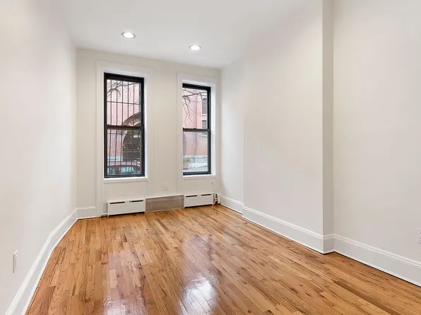 394 15th St APT 1LF, Brooklyn, NY 11215