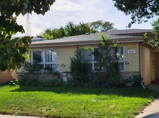 9432 Lavergne Ave, Skokie, IL 60077