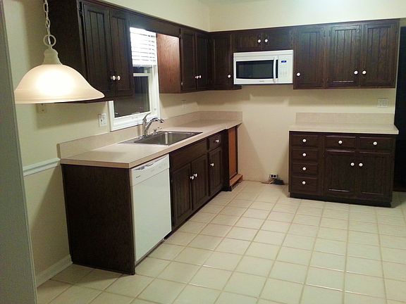 4th image of 5036 Creekside Blvd