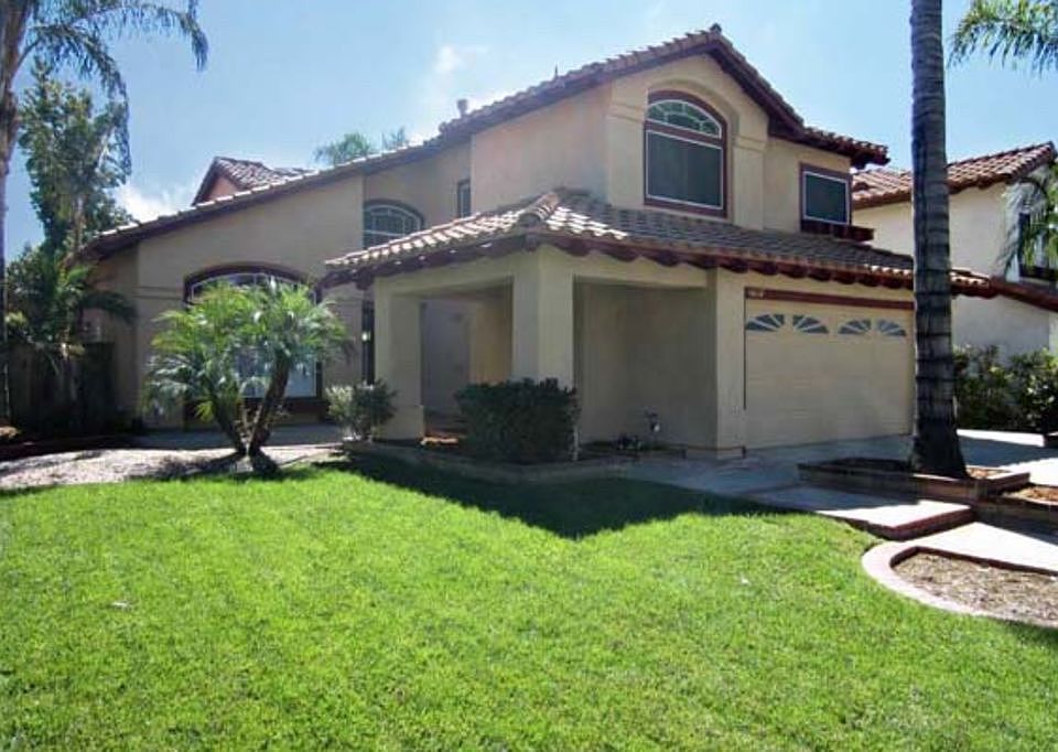 1st image of 40072 Ravenwood Dr