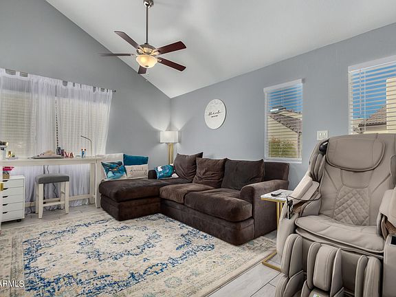 5th image of 1126 E KALER Drive