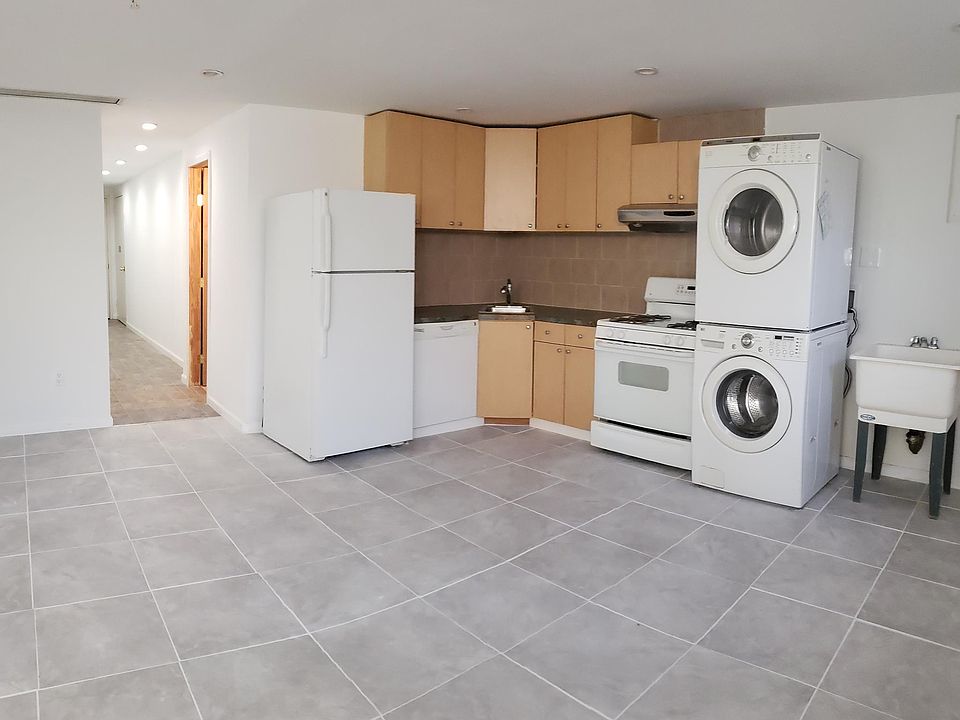 1st image of 5427 164th St
