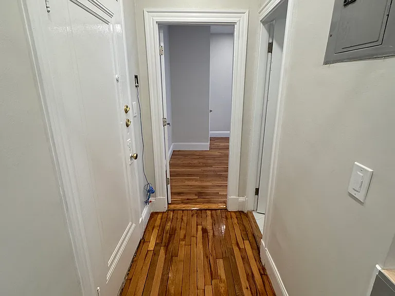 109 Strathmore Rd #11 — Photo 15