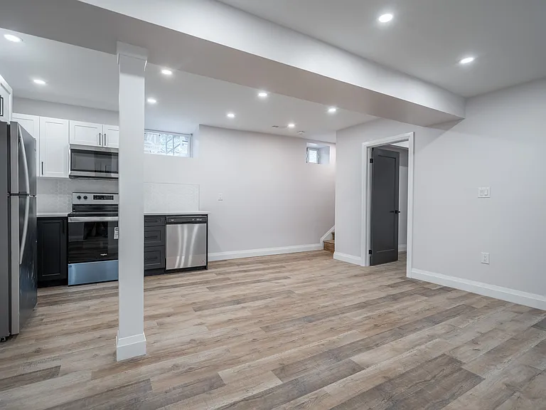 14 Burris St #1 — Photo 6