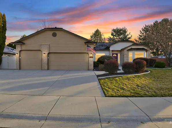 950 E Kingsford Dr, Meridian, ID 83642