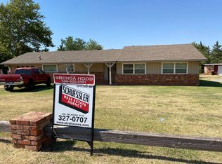1804 Locust St, Alva, OK 73717
