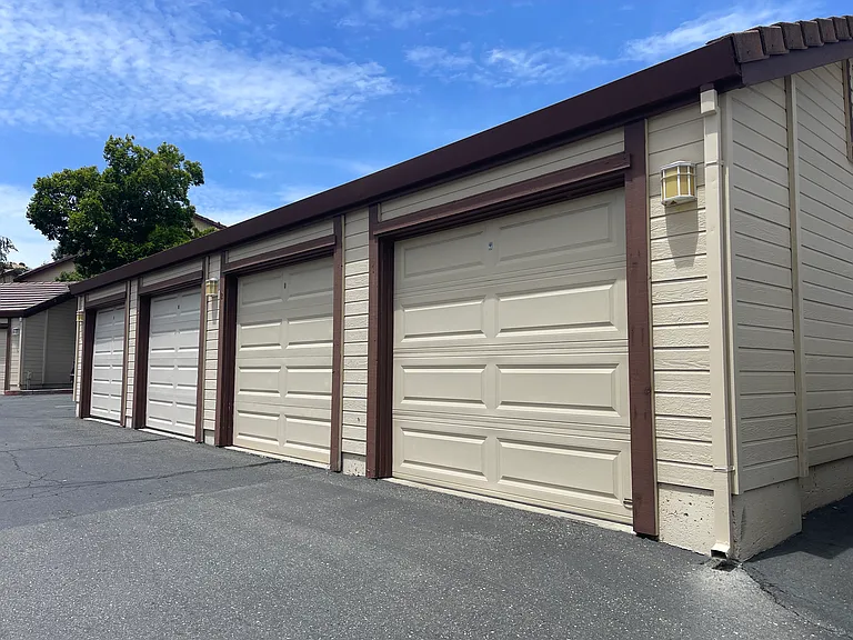 210 Dorada Ct — Photo 11