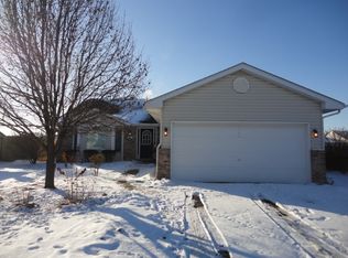 1811 Mandan Village Dr, Plainfield, IL