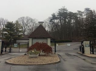 5234 Whisperwood Ln, Indianapolis, IN
