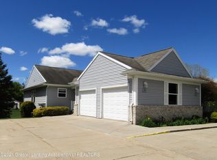 411 Red Cedar Blvd, Williamston, MI 48895