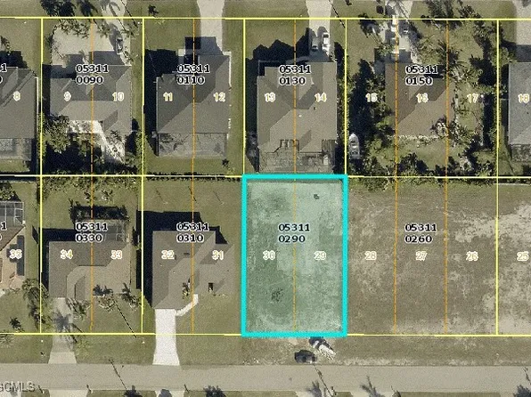 3733 SW 2nd St, Cape Coral, FL 33991