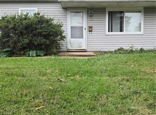 308 Oak Tree Dr, Saint Louis, MO