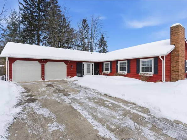 561 Brigton Dr, Berea, OH 44017