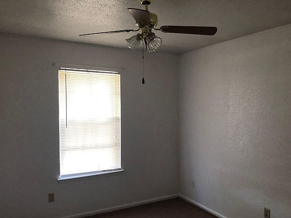 5th image of 1609 Cloverdale Cir