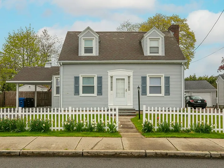 94 Eustis Ave #1 — Photo 1