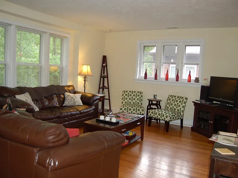 7359 Amherst Ave #1 — Photo 2