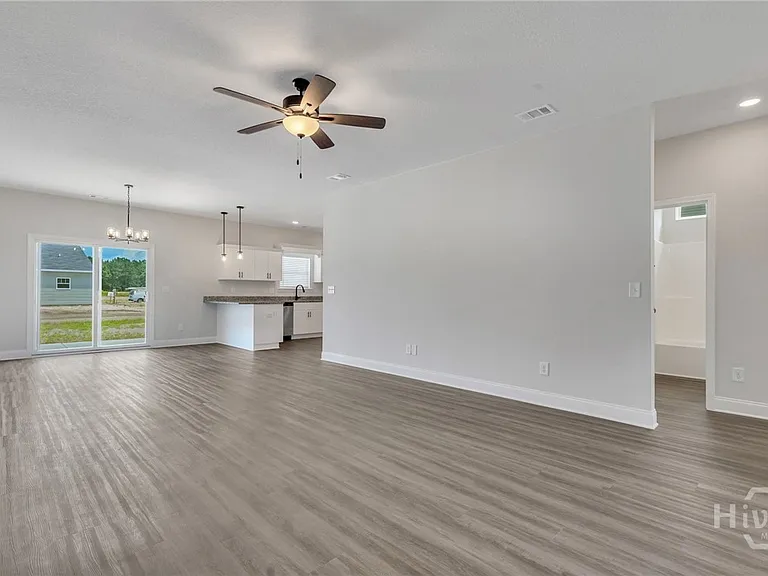 336 Crosswinds Dr — Photo 6