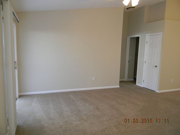 3rd image of 3300 Loveland Blvd Unit 1902
