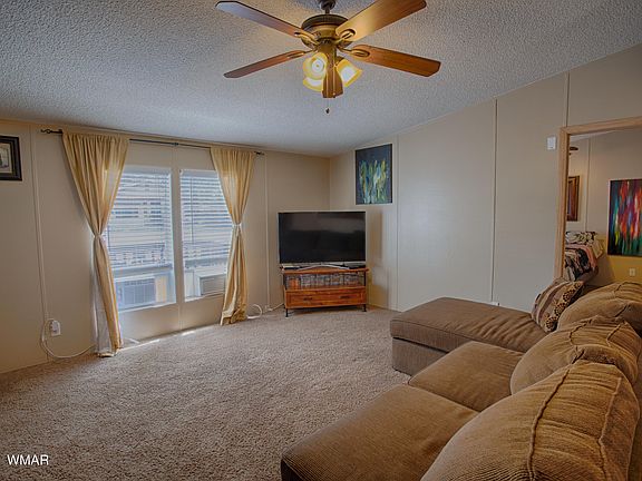 4th image of 284 Shoreline Dr