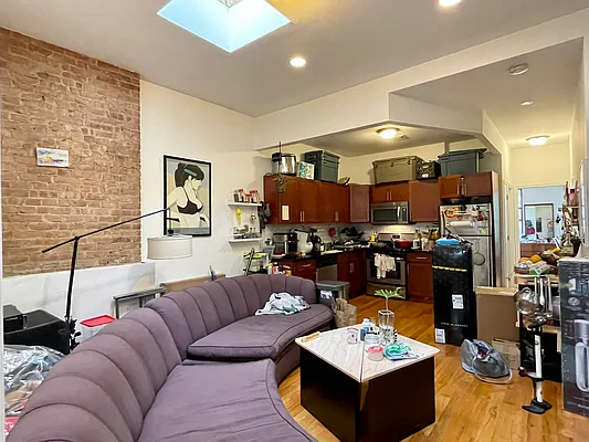 Rented by Bohemia Realty Group | media 10