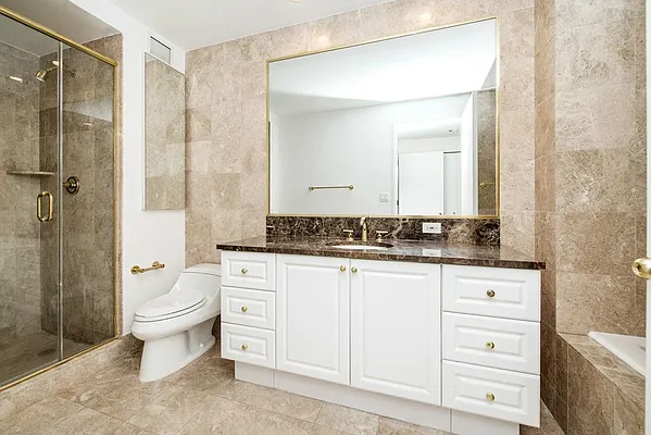 Rented by Keller Williams NYC | media 19