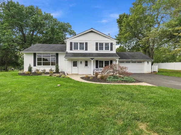 3632 Bristol Rd, Chalfont, PA 18914