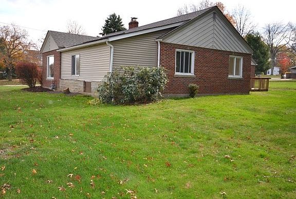 5th image of 200 Owosso Ave
