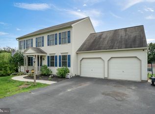 612 Kenyon Dr, Red Lion, PA 17356