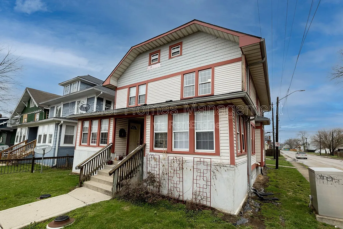 Building Photo - 2901 N Talbott St