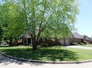 1303 Deerfield Mdw, Siloam Springs, AR 72761