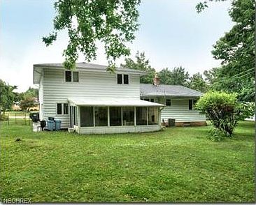 2nd image of 930 King George Blvd