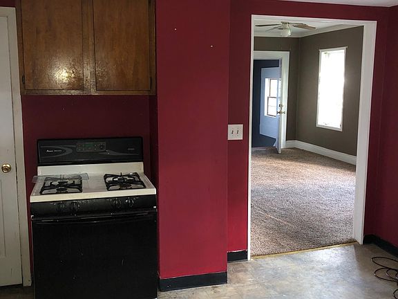 2nd image of 212 Sanilac St