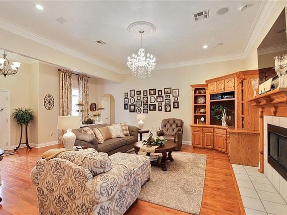 5th image of 4620 Deer Creek Dr