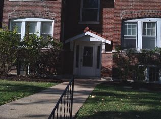 6425 Clayton Rd #X, Saint Louis, MO 63105