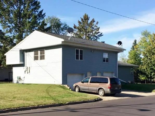 820 6th St NE, Staples, MN 56479