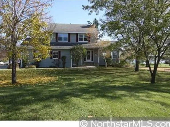 7660 W Shoreline Dr, Waconia, MN 55387