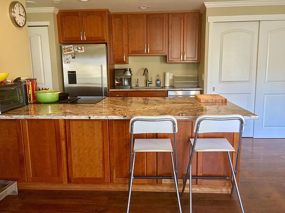 5th image of 1300 University St APT 5B