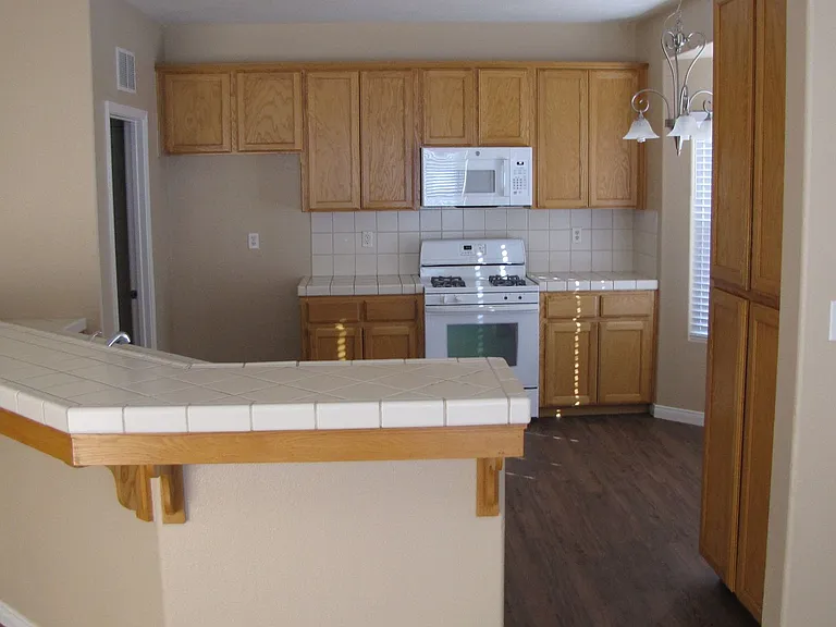 3711 Campfire Dr — Photo 20