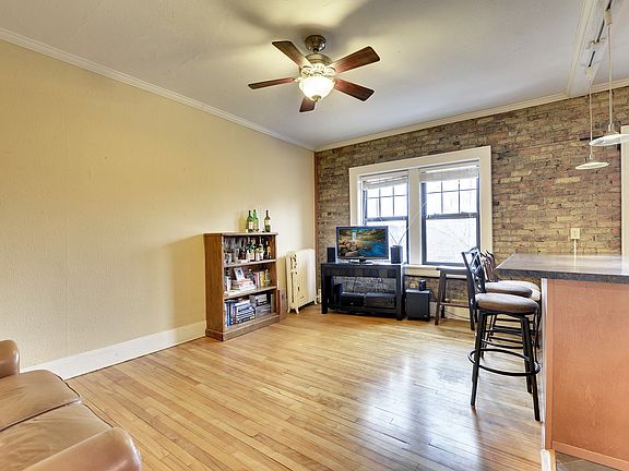 4th image of 1901 Stevens Ave APT 304