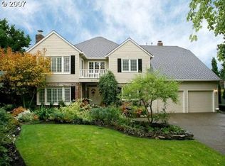 2035 Ridge Pointe Dr, Lake Oswego, OR 97034