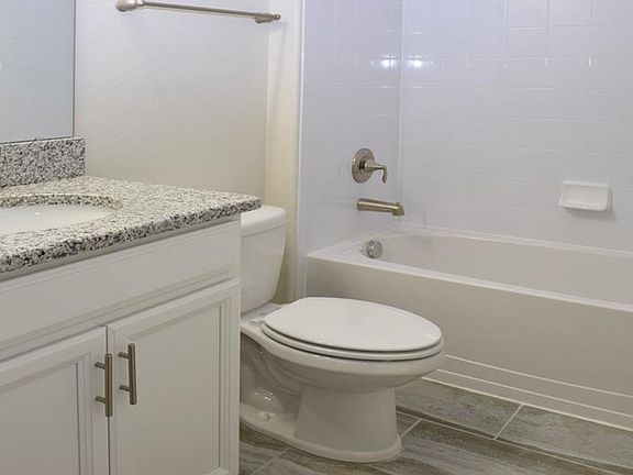 5th image of 5404 Solterra Cir