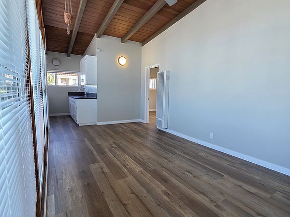 5th image of 2026 Hermosa Ave APT 2
