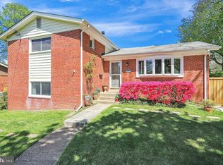 3507 Sandy Ct, Kensington, MD 20895