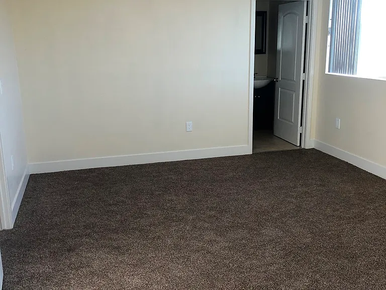 6522 Denver Ave — Photo 22