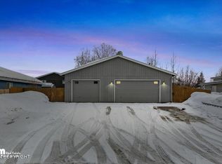 2835 Lily St, Anchorage, AK 99508