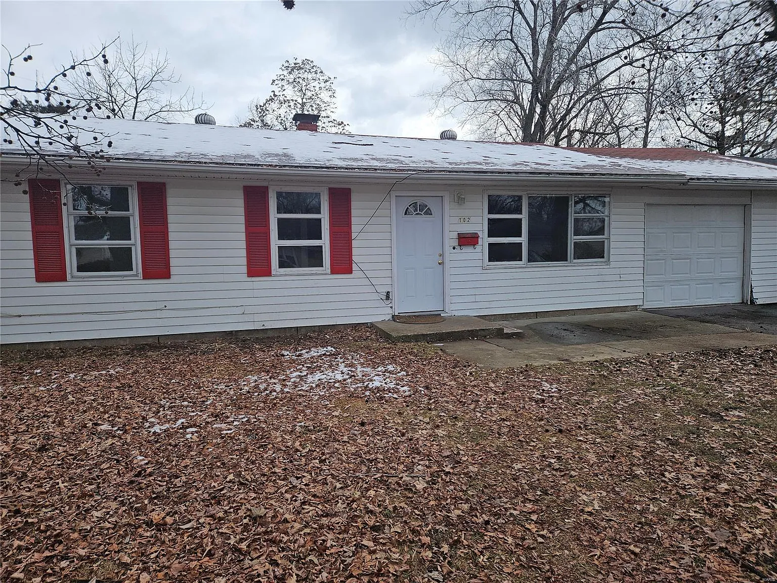 102 Dorcas Dr photo 1