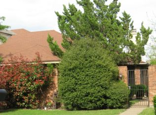 2520 Summit Ln #1, Dallas, TX 75227