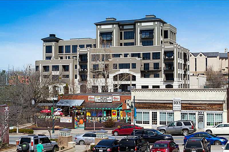 1st image of 401 W Watson St APT 302